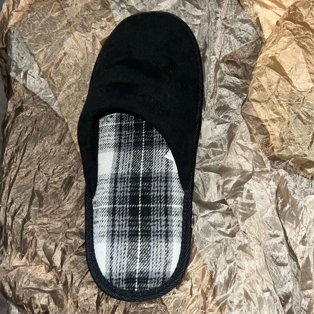 Pacific & Park Men's Gray Slip-On Mule Slippers. Size 8-9 / Medium. New in box. - Picture 1 of 3